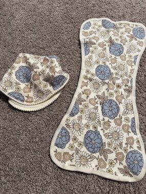 Floral Blue & Beige Baby Burp Cloth and Bib Set - Soft Cotton- NEW- NEVER USED
